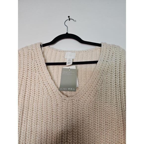 NWT H&M Cream Ribbed VNeck Long Sleeve Pullover Sweater XS - Picture 10 of 15